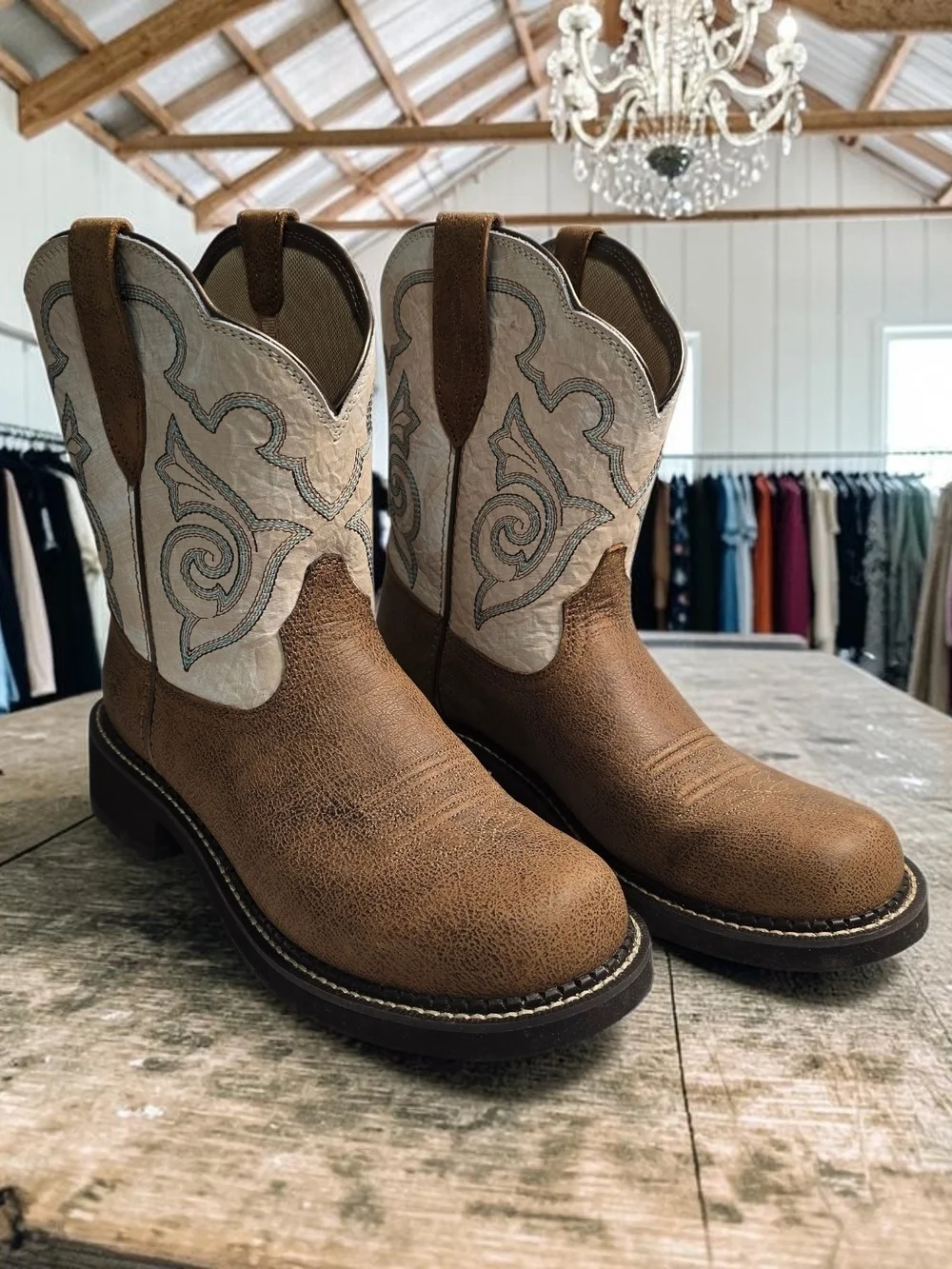Womans Brown and Cream Western Fat Baby - Classic Cowboy Style - Picture 1 of 8